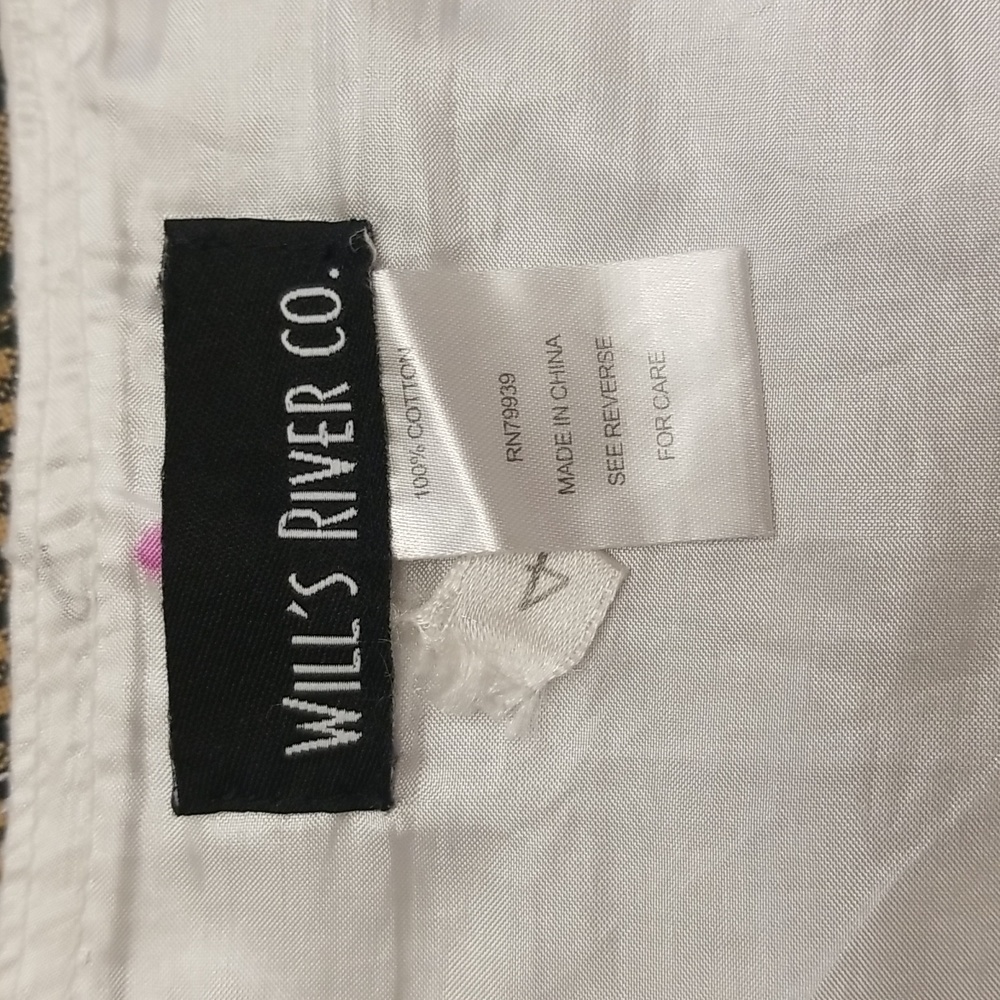 $5 ITEM. White detailed Will's River Co. Skirt. Size 4. MUST BUNDLE - Picture 7 of 8
